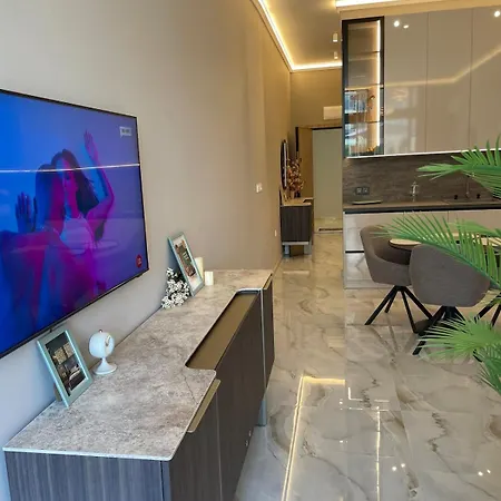 Allure Panoramicsea View,pool & Spa,free Parking,varna شقة فارنا