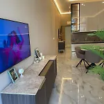 Allure Panoramicsea View,pool & Spa,free Parking,varna Daire Varna