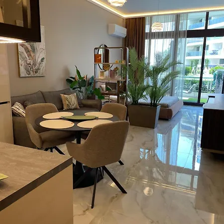 Апартаменты Allure Panoramicsea View,pool & Spa,free Parking,varna *