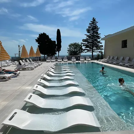 Апартаменты Allure Panoramicsea View,pool & Spa,free Parking,varna