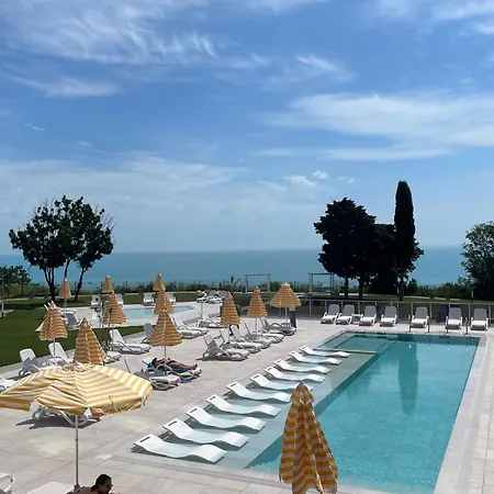 Allure Panoramicsea View,pool & Spa,free Parking,varna * Золотые Пески